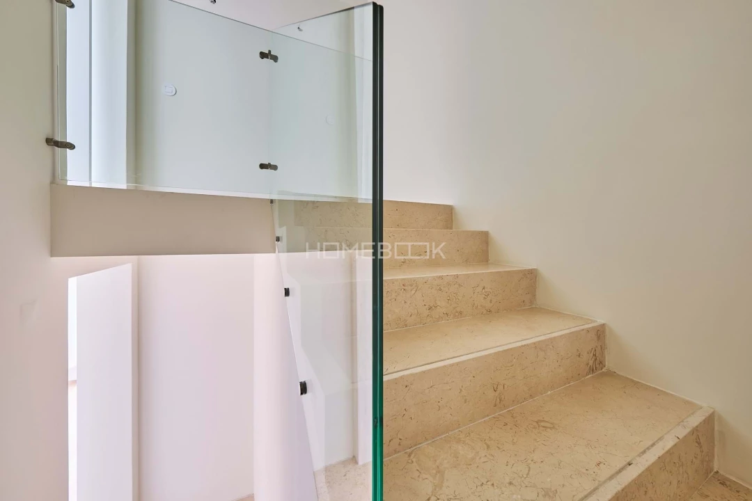 Apartamento T1 para Venda em Santo António Foto 20
