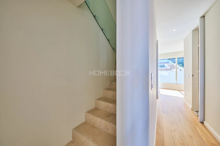 Apartamento T1 para Venda em Santo António Foto 11