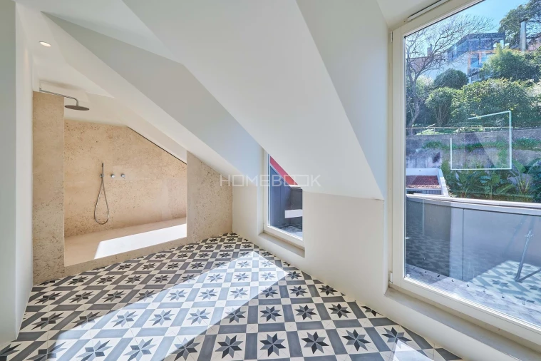 Apartamento T1 para Venda em Santo António Foto 31