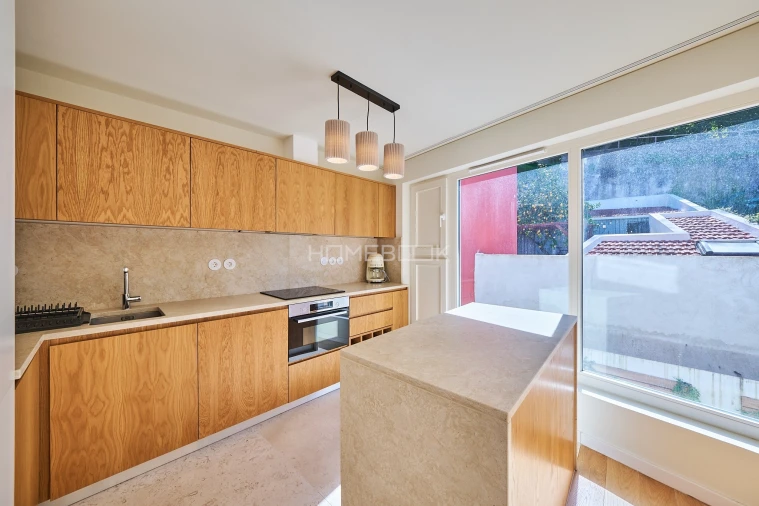Apartamento T1 para Venda em Santo António Foto 14