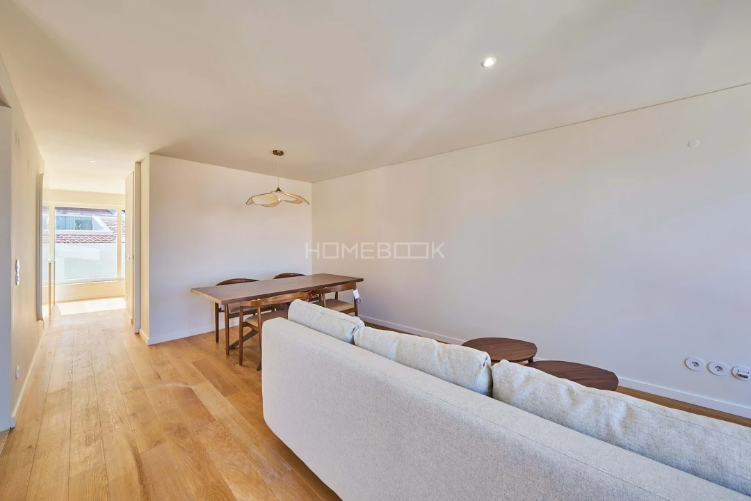 Apartamento T1 para Venda em Santo António Foto 7