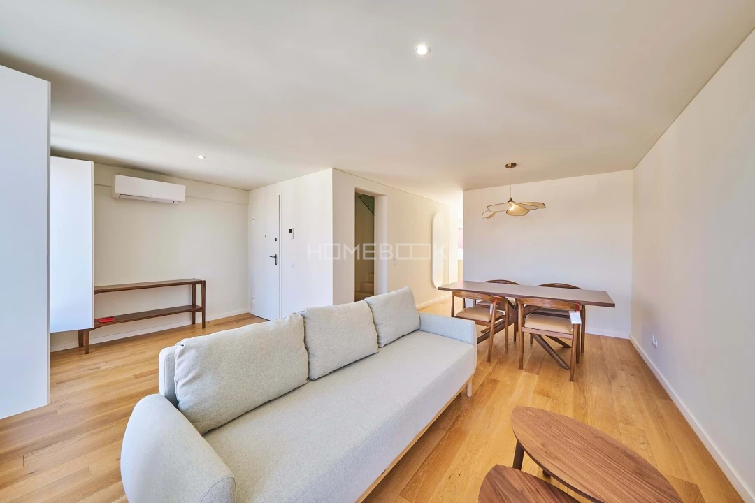 Apartamento T1 para Venda em Santo António Foto 6