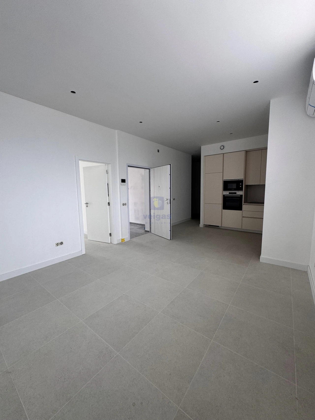 Apartamento T1 para Venda em Nazare Foto 18