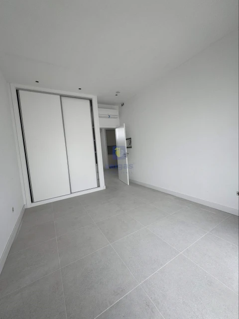 Apartamento T1 para Venda em Nazare