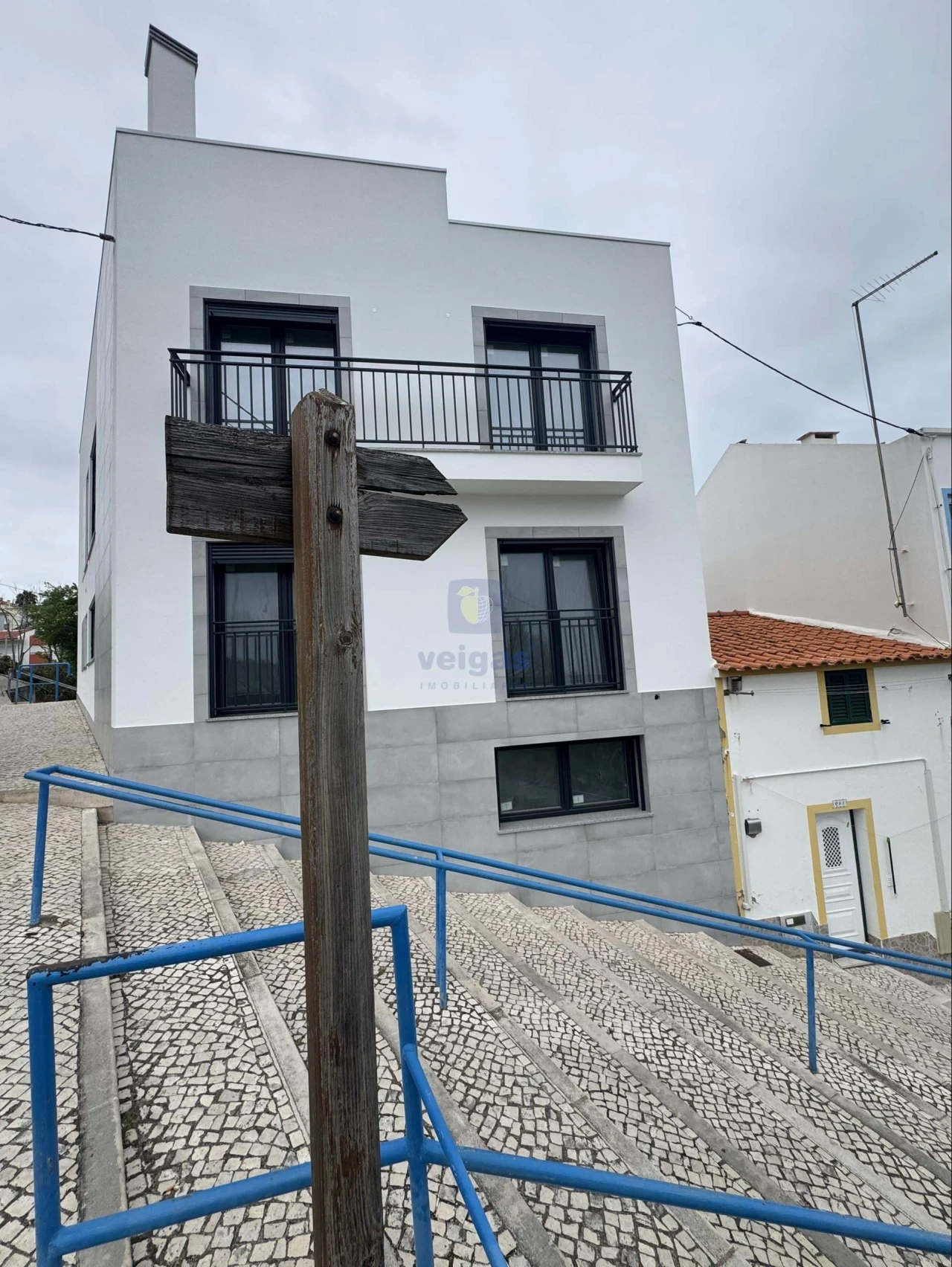 Apartamento T1 para Venda em Nazare Foto 37