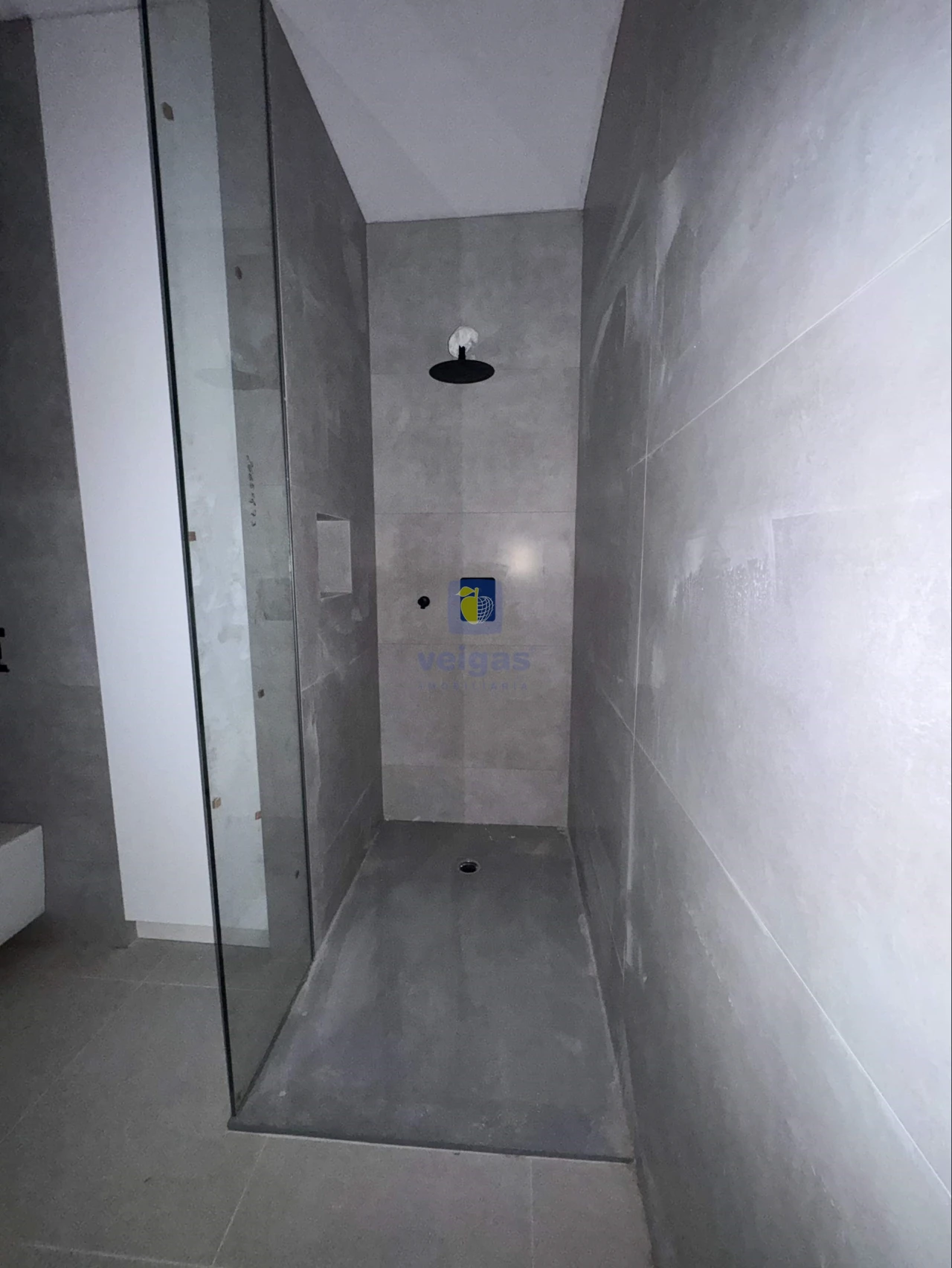 Apartamento T1 para Venda em Nazare Foto 29