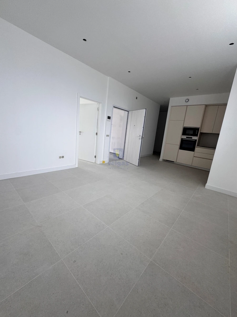 Apartamento T1 para Venda em Nazare Foto 13