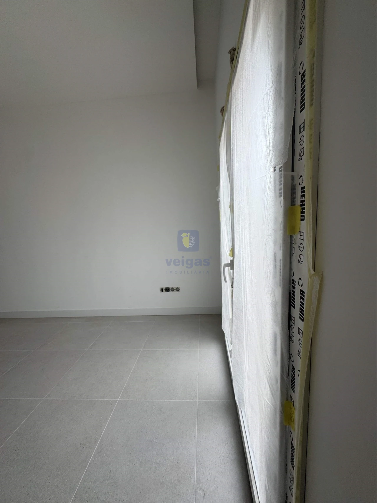 Apartamento T1 para Venda em Nazare Foto 36
