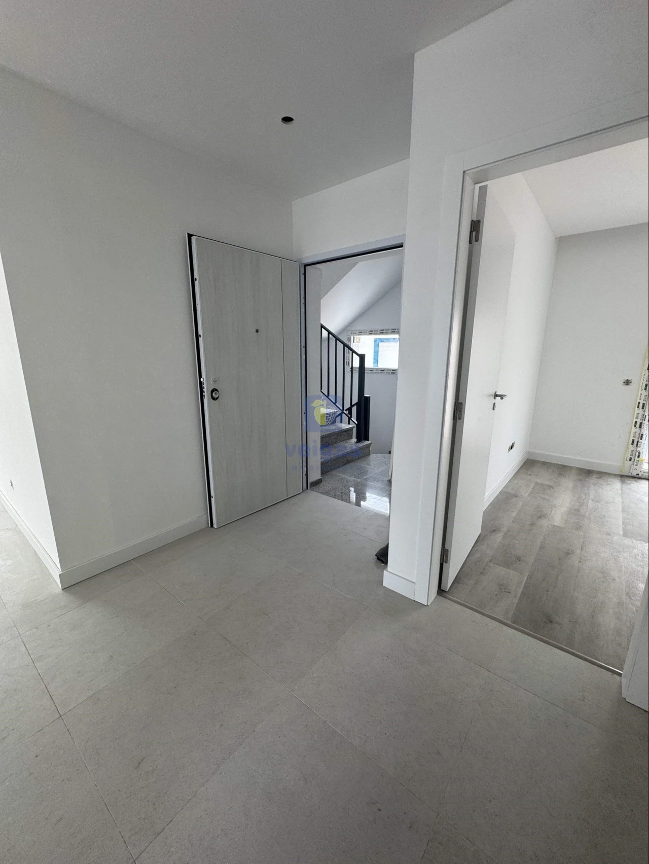 Apartamento T2 para Venda em Nazare Foto 14