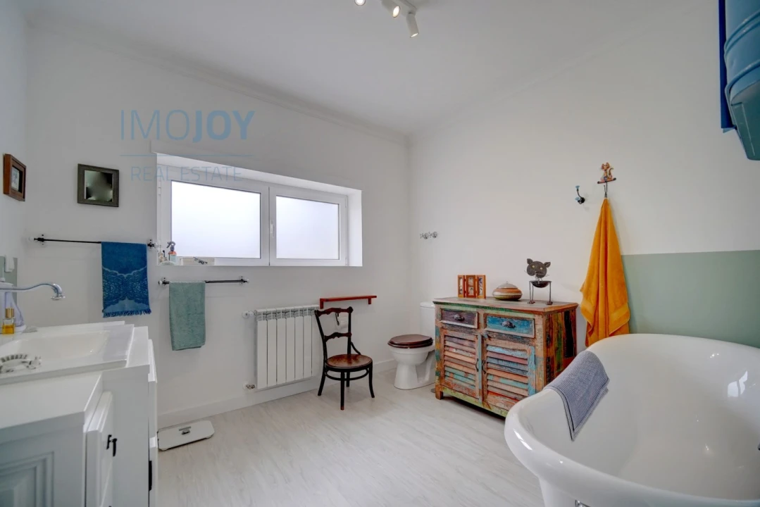 Moradia T3 para Venda em Alcoentre Foto 20