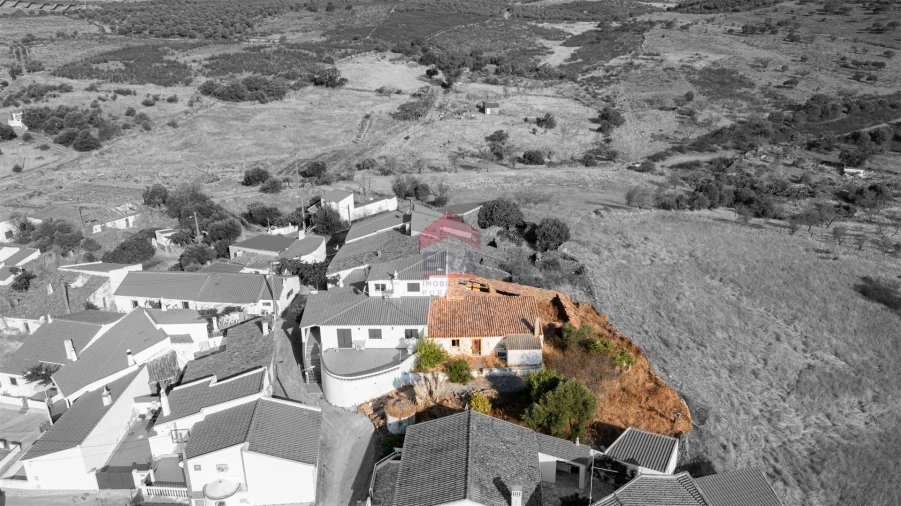 Moradia T2 para Venda em Giões Foto 2