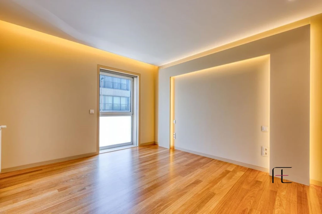 Apartamento T4 para Venda em Vila do Conde Foto 8