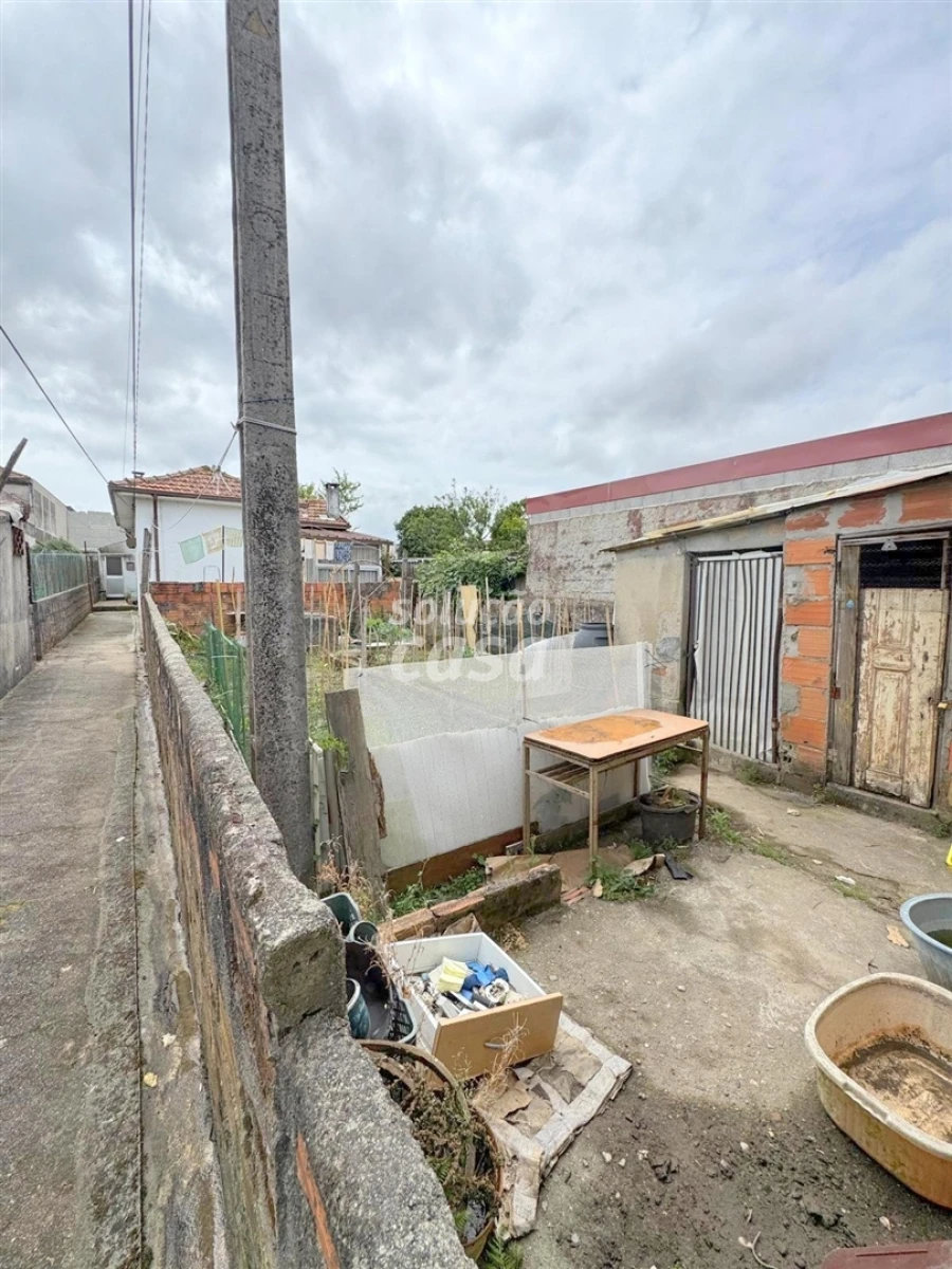 Moradia T2 para Venda em Oliveira do Douro Foto 4