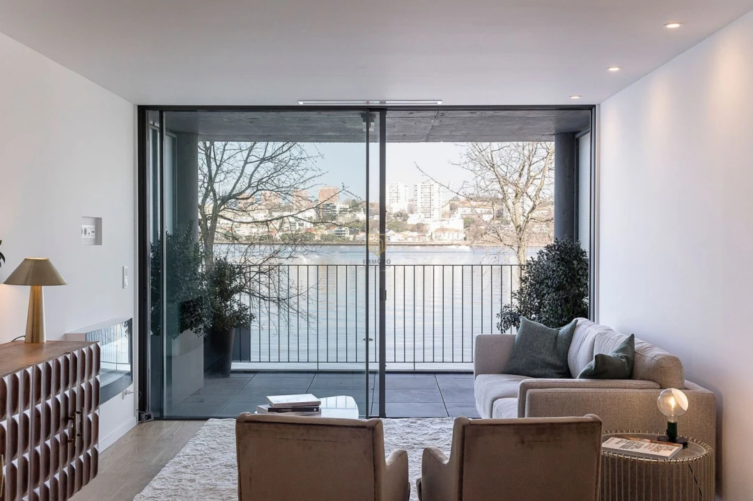 Apartamento T2 para Venda em Canidelo Foto 4