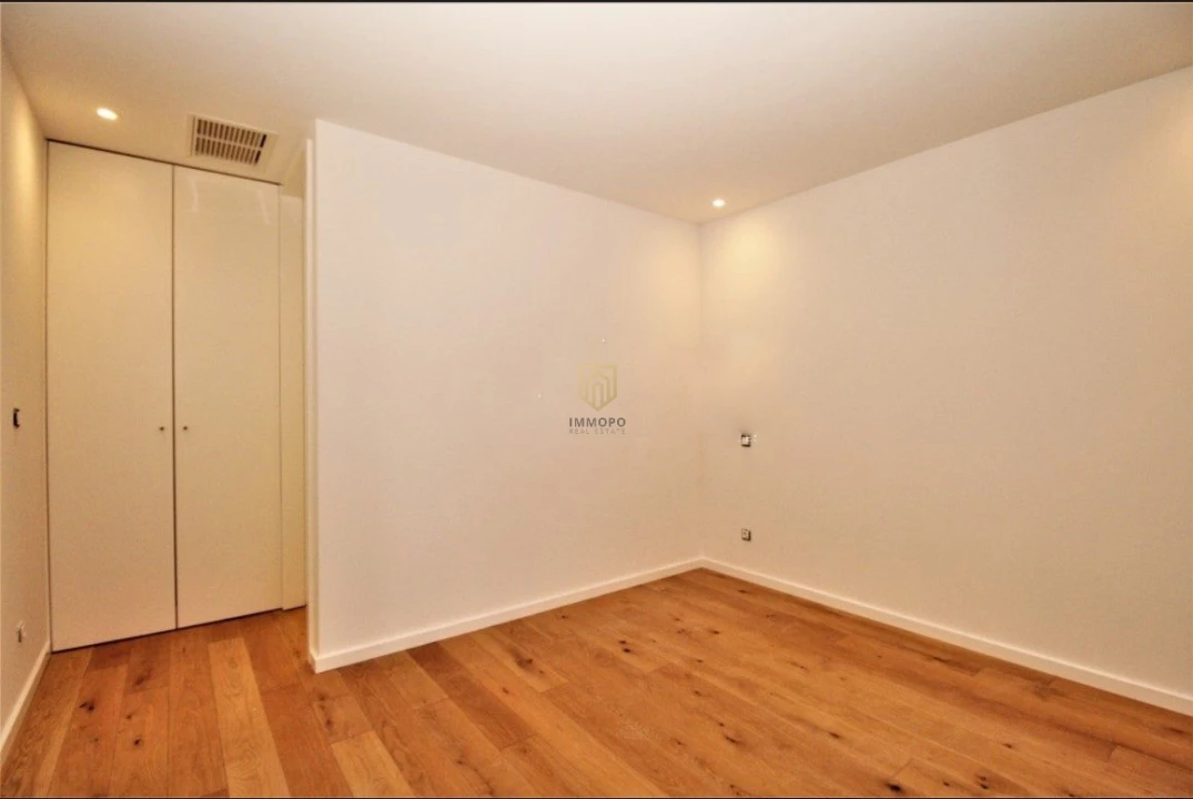 Apartamento T2 para Venda em Canidelo Foto 2
