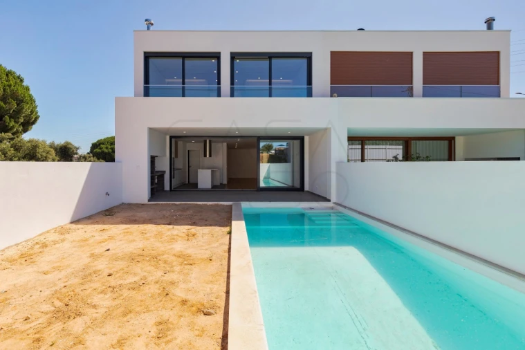 Moradia T3 para Venda em Gambia-Pontes-Alto da Guerra Foto 1