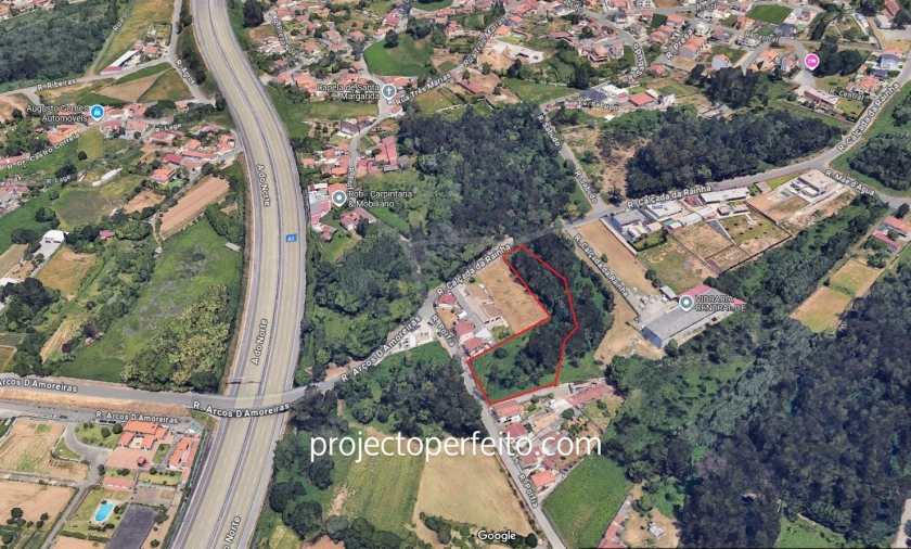 Terreno para Venda em Grijó e Sermonde