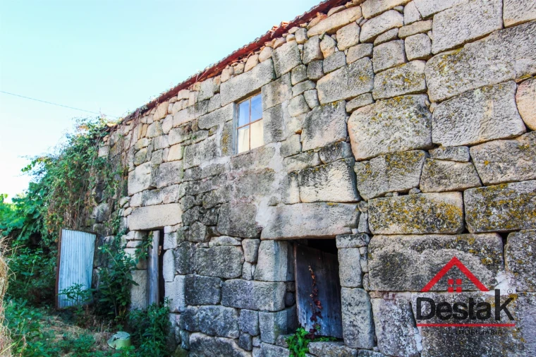 Moradia T3 para Venda em Ribafeita Foto 6