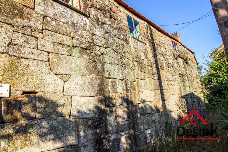 Moradia T3 para Venda em Ribafeita Foto 5