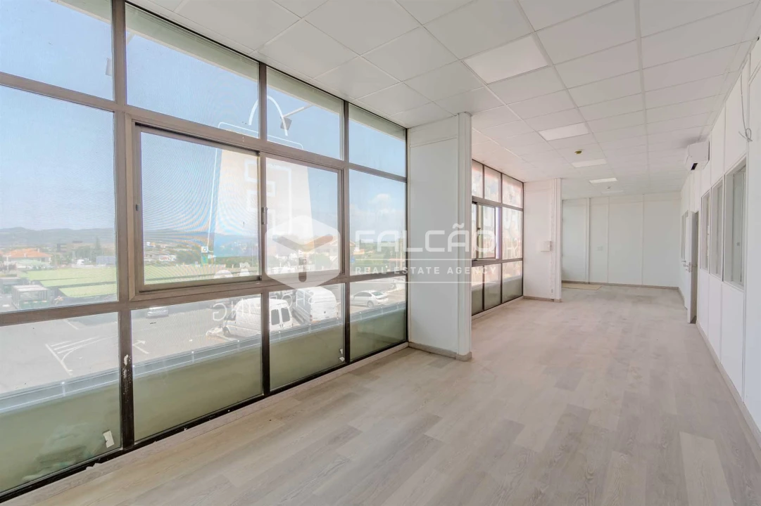 Loja para Venda em Fundão, Valverde, Donas, A. Joanes, A. Nova Cabo Foto 35