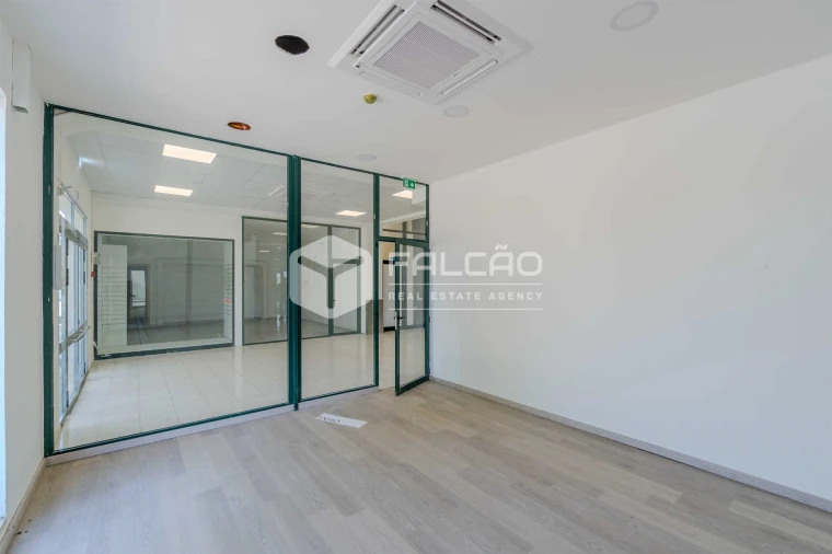 Loja para Venda em Fundão, Valverde, Donas, A. Joanes, A. Nova Cabo Foto 28