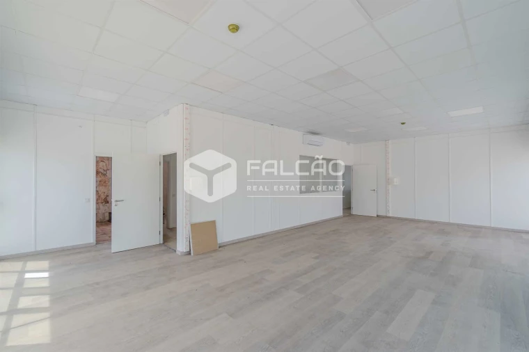 Loja para Venda em Fundão, Valverde, Donas, A. Joanes, A. Nova Cabo Foto 42