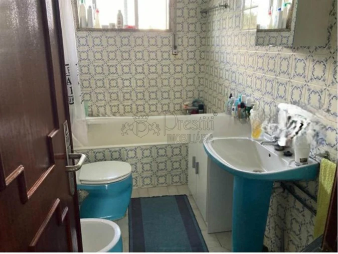 Moradia T4 para Venda em Vila Boa de Quires e Maureles Foto 12