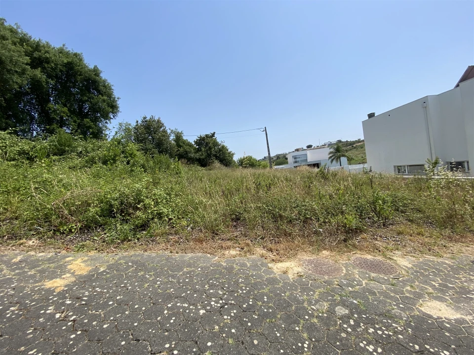 Terreno para Venda em Leiria, Pousos, Barreira e Cortes Foto 1