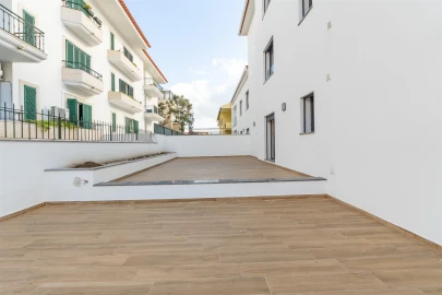 Apartamento T3 para Venda em Carcavelos e Parede