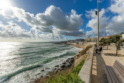 Apartamento T3 para Venda em Carcavelos e Parede