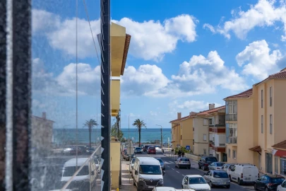 Apartamento T3 para Venda em Carcavelos e Parede