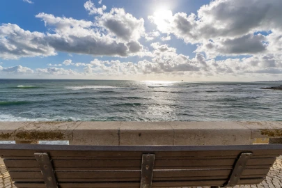 Apartamento T3 para Venda em Carcavelos e Parede