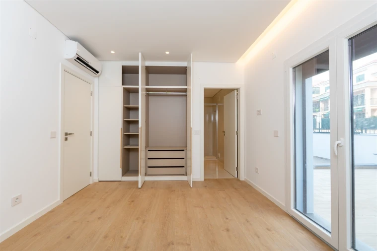 Apartamento T3 para Venda em Carcavelos e Parede Foto 18
