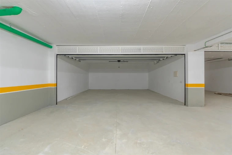 Apartamento T3 para Venda em Carcavelos e Parede Foto 37