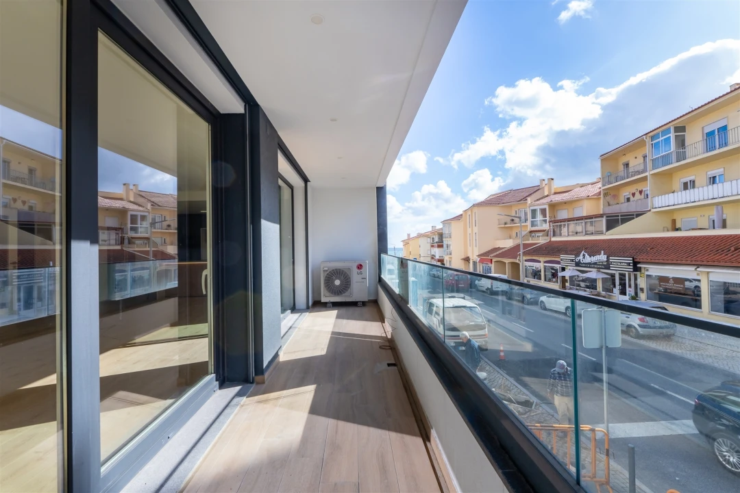 Apartamento T3 para Venda em Carcavelos e Parede Foto 11