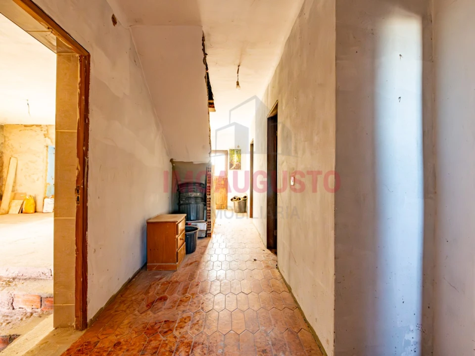 Moradia T3 para Venda em Figueira de Castelo Rodrigo Foto 11