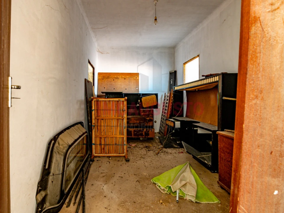 Moradia T3 para Venda em Figueira de Castelo Rodrigo Foto 13