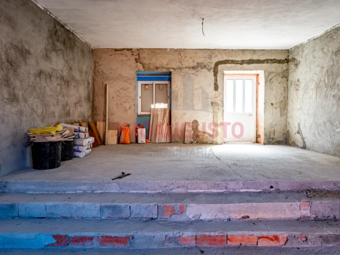 Moradia T3 para Venda em Figueira de Castelo Rodrigo Foto 5