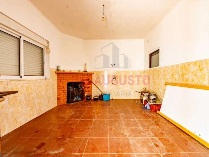 Moradia T3 para Venda em Figueira de Castelo Rodrigo Foto 12