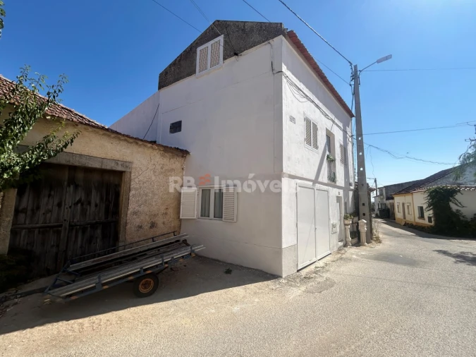 Moradia T2 para Venda em Madalena e Beselga Foto 17