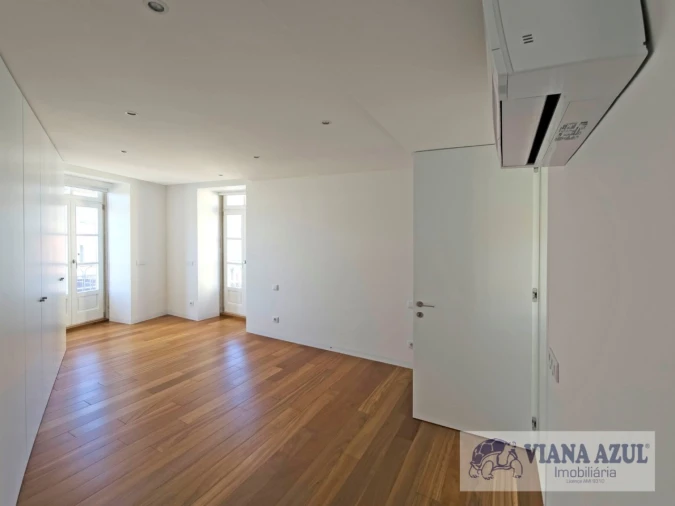 Apartamento T2 para Arrendamento em Santa Maria Maior e Monserrate e Meadela Foto 8