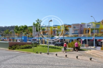Moradia T3 para Venda em Albufeira e Olhos de Água