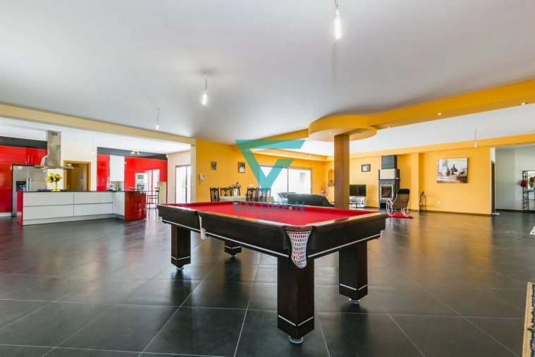 Moradia T4 para Venda em Santiago e São Simão de Litém e Albergaria dos Doze Foto 8