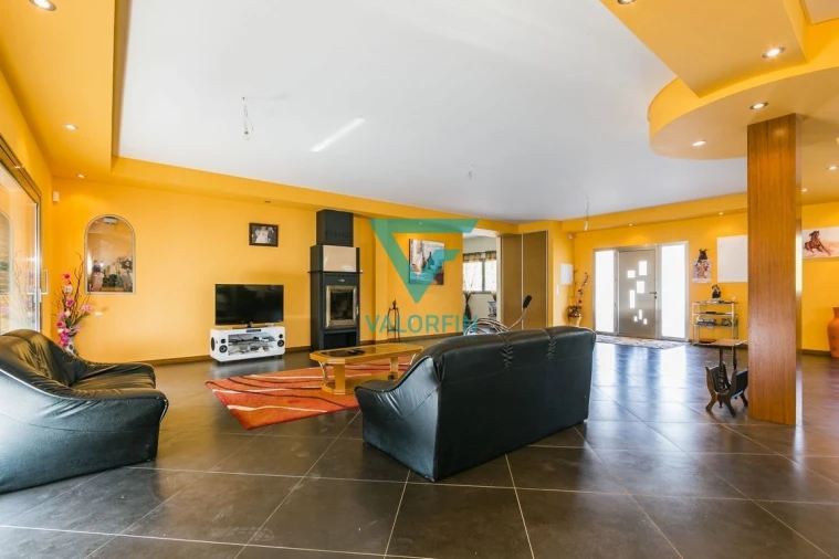 Moradia T4 para Venda em Santiago e São Simão de Litém e Albergaria dos Doze Foto 5