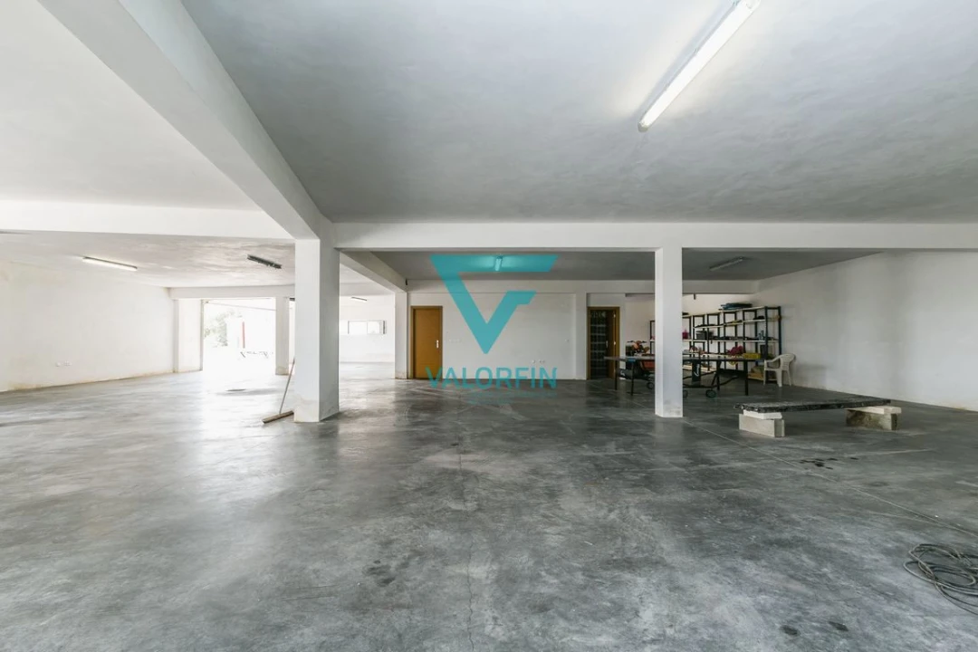 Moradia T4 para Venda em Santiago e São Simão de Litém e Albergaria dos Doze Foto 17