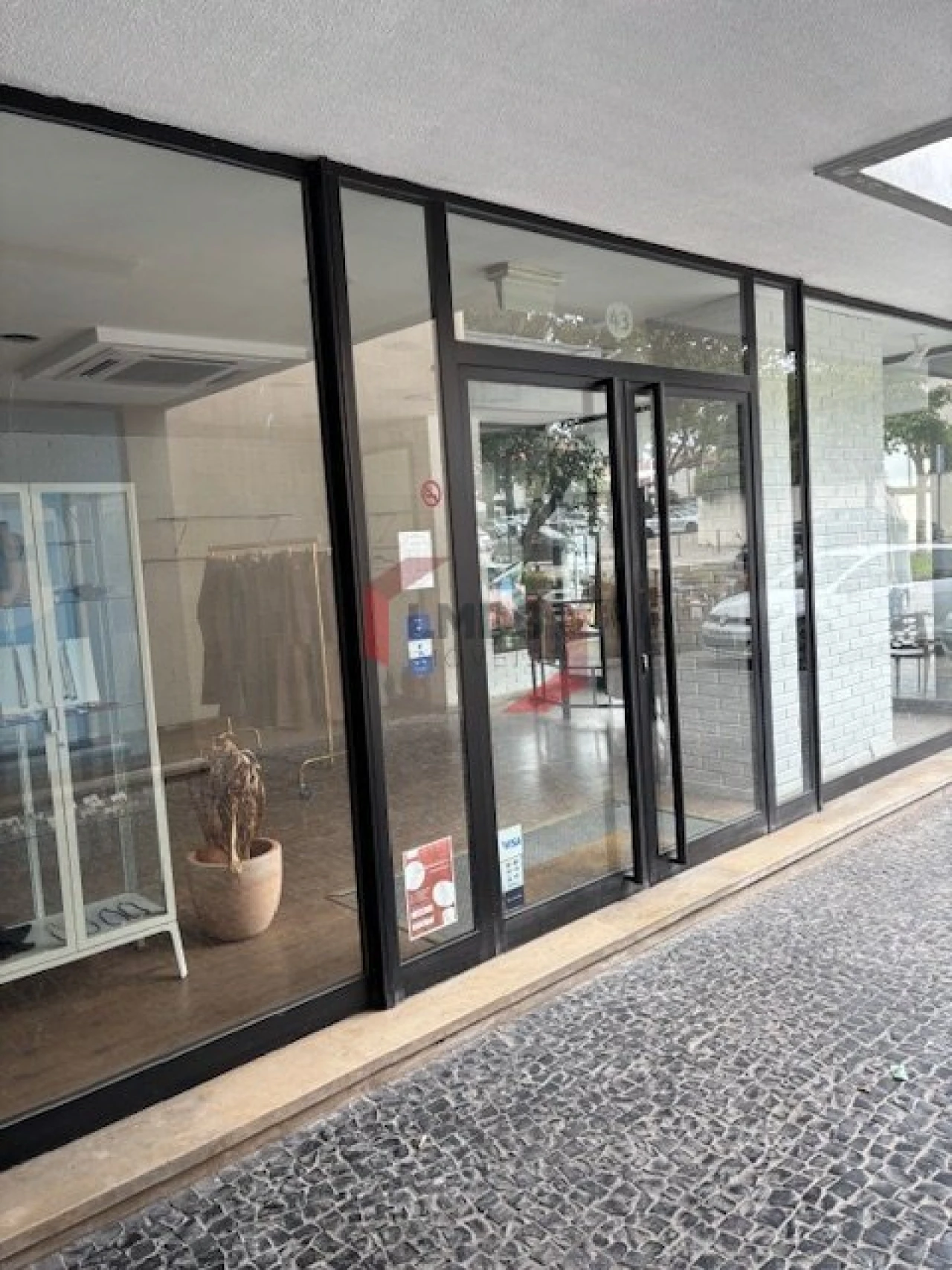 Loja para Arrendamento em Aldoar, Foz do Douro e Nevogilde Foto 3