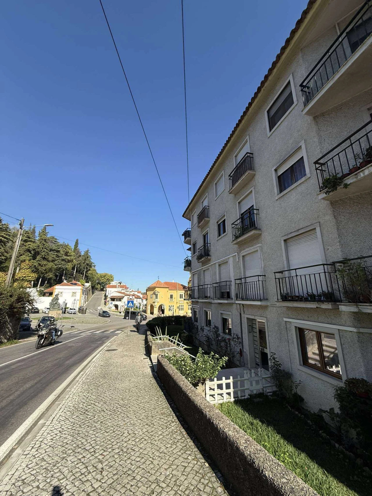 Apartamento T3 para Venda em São João Baptista e Santa Maria dos Olivais Foto 1