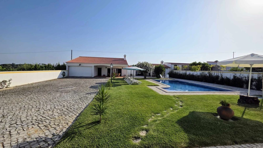 Moradia T4 para Venda em São João Baptista e Santa Maria dos Olivais Foto 4