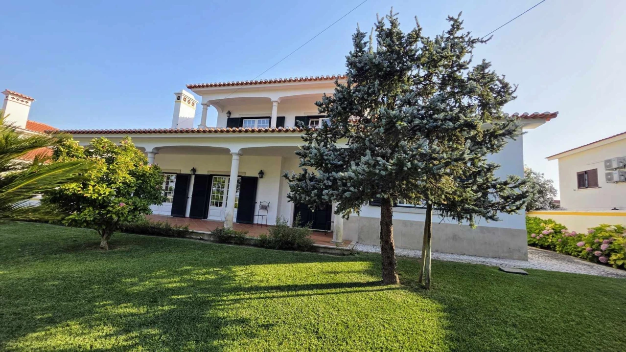 Moradia T4 para Venda em São João Baptista e Santa Maria dos Olivais Foto 8