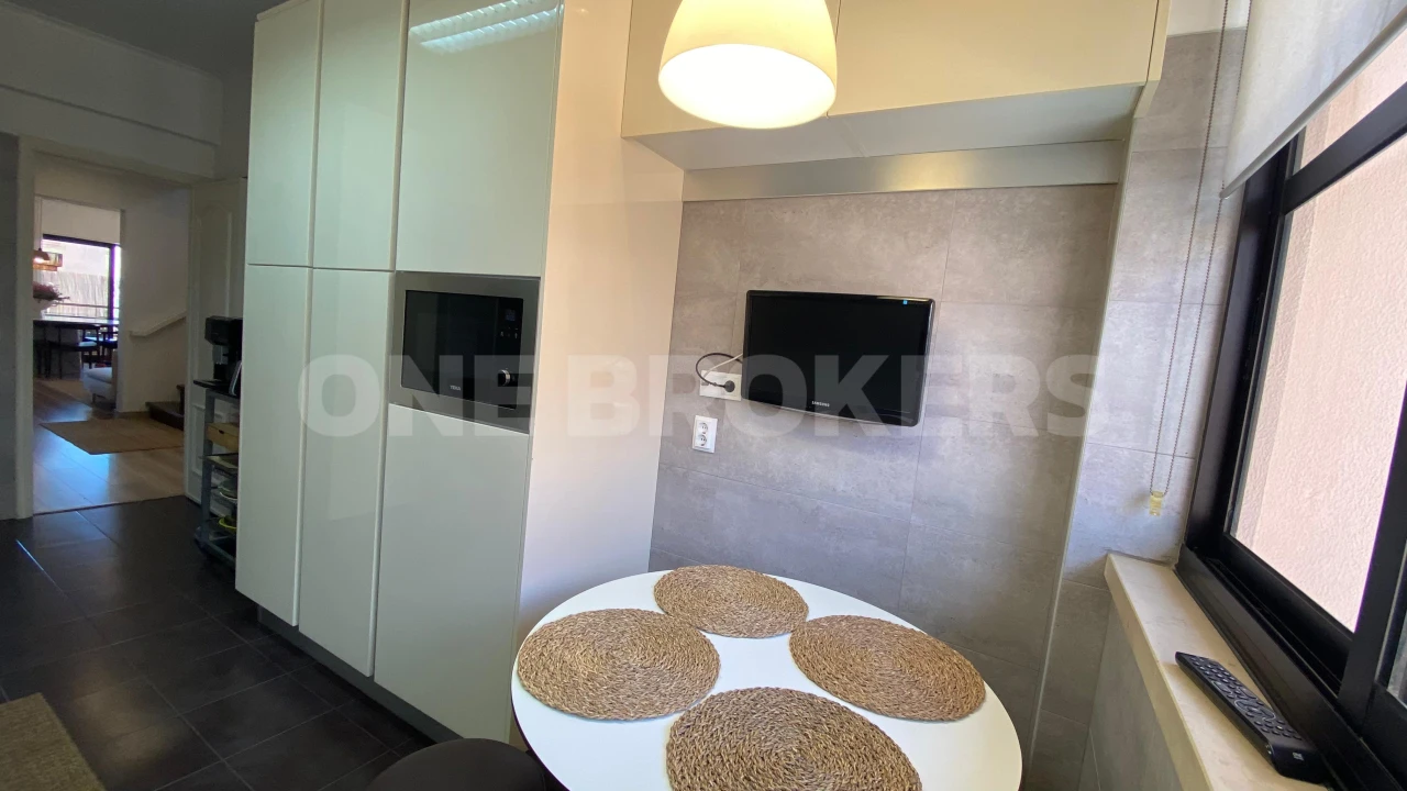 Apartamento T4 para Venda em Cascais e Estoril Foto 1